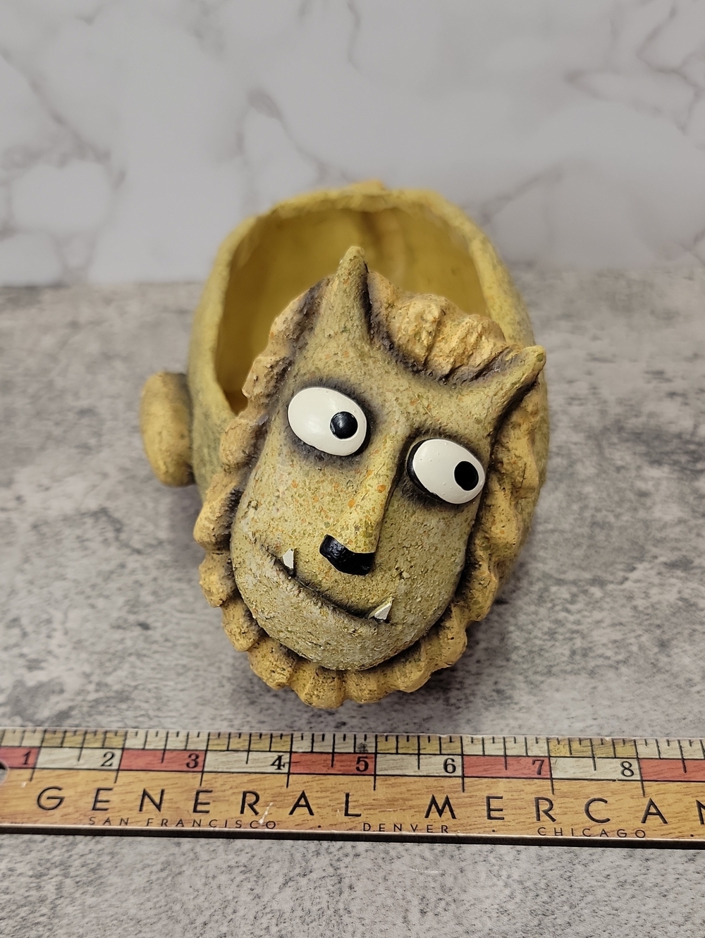 Simba the Lion Planter Pot - Picture 11 of 13